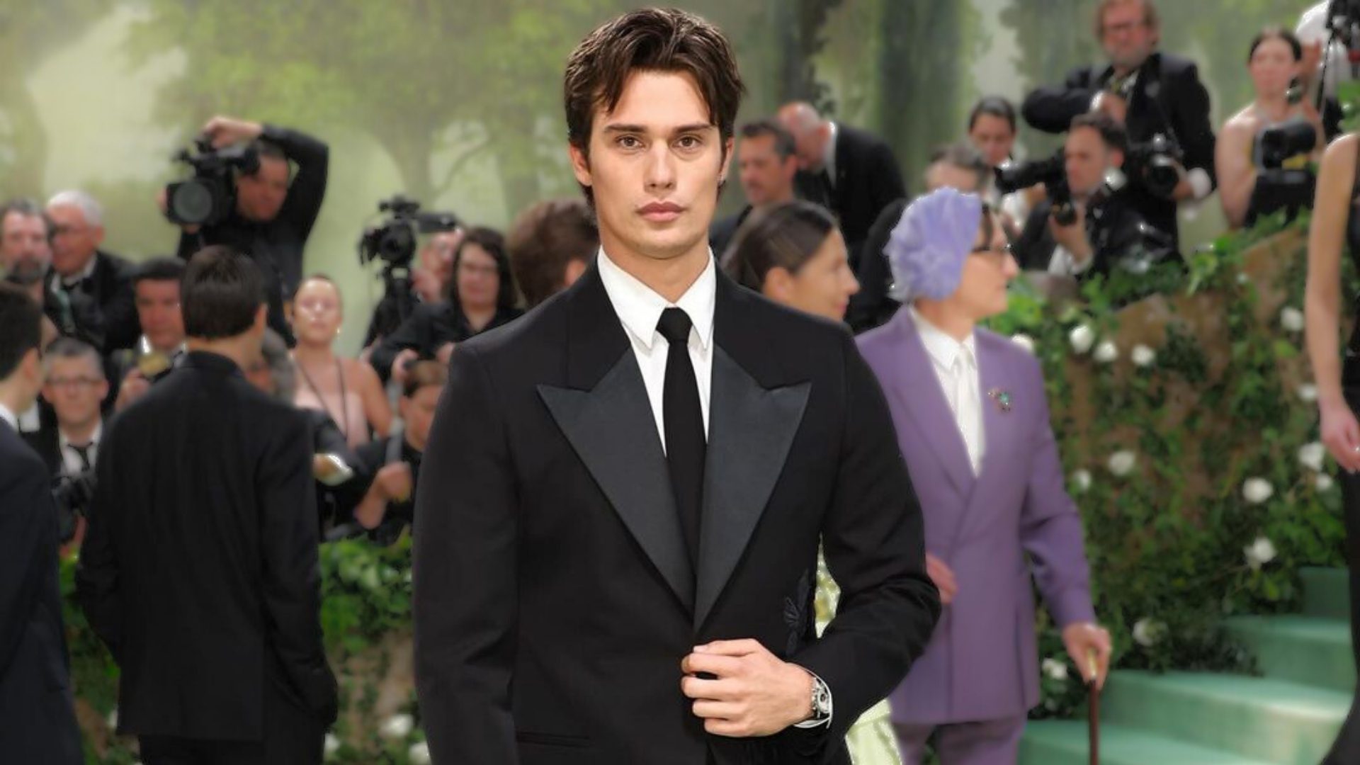 Nicholas Galitzine Biography – Selective Ranks